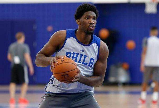 面对俄乌冲 面对俄乌冲